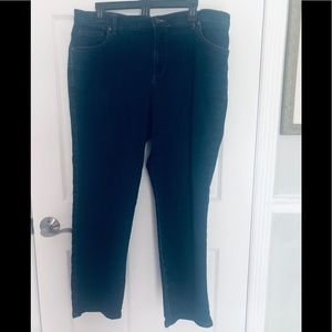 🎈LNWOT🎈Gloria Vanderbilt Straight Leg Jeans🎈16W